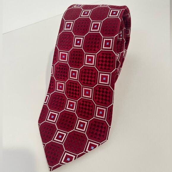 Donald J. Trump Signature Silk Red Tie - Picture 2 of 5
